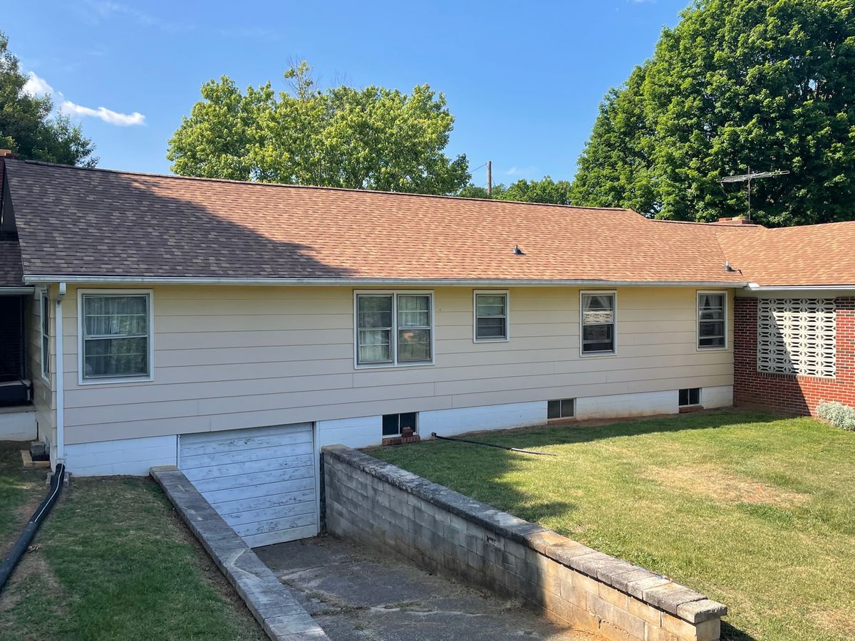 Roofing Replacement for Rock Star Roofing LLC  in Dandridge,  TN