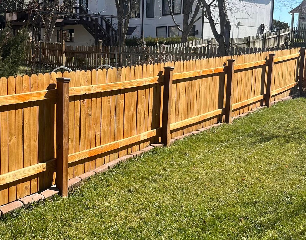 Fencing for JB Decks & Remodeling in Kansas City, MO