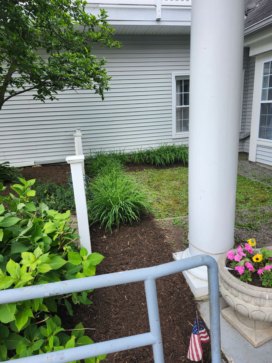 Landscape Installation for Landscape Innovations LLC in Torrington, CT