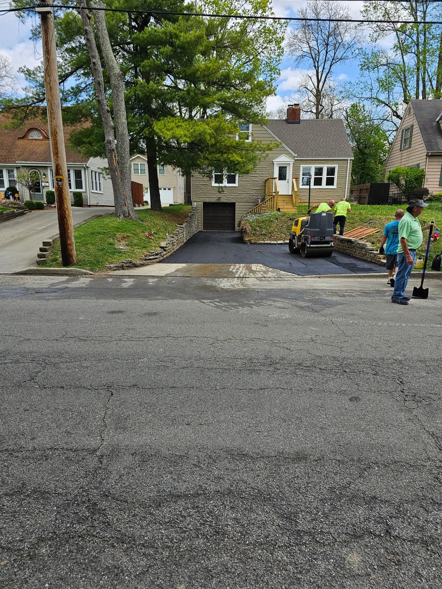 Driveway Paving for Smith's Paving and Sealcoating in Rushville, IN
