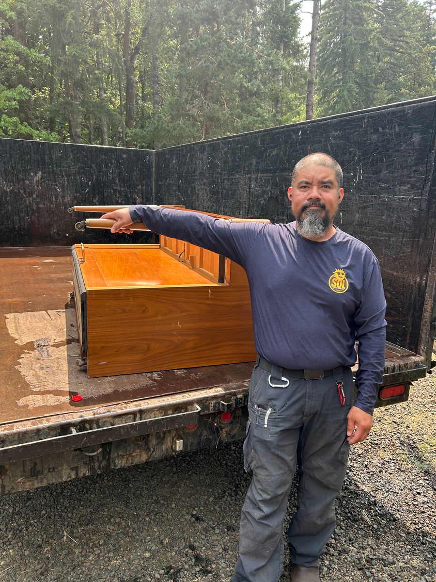 Furniture and Appliance Removal for Sol Junk Removal in Independence, OR