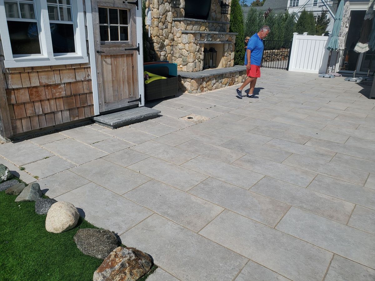 Landscape Installation for Glen R. Guilman Construction in Goshen, CT