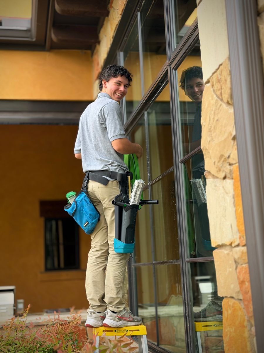 Window Cleaning for House Beautiful Home Services in Austin, TX