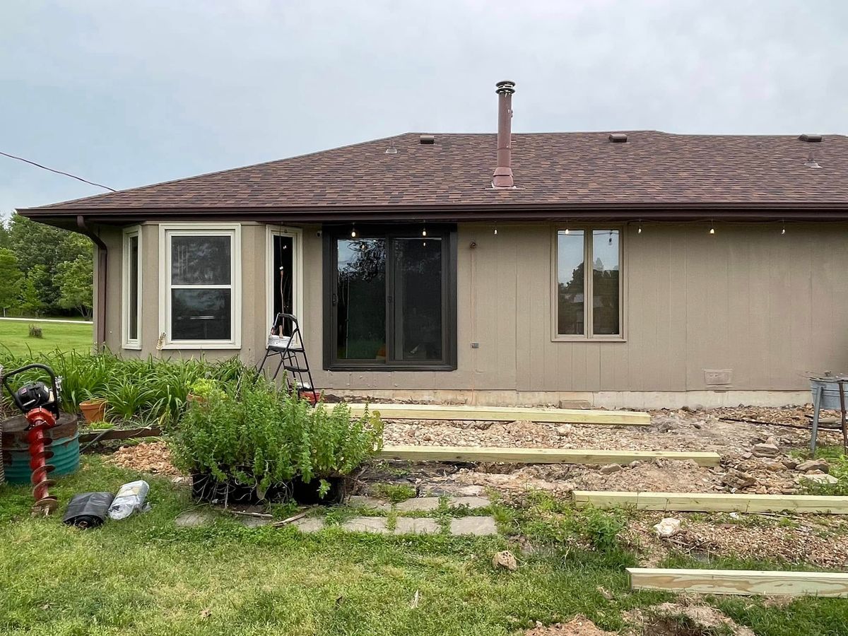 Exterior Painting and Staining for Chameleon Decor KC in Kansas City, MO