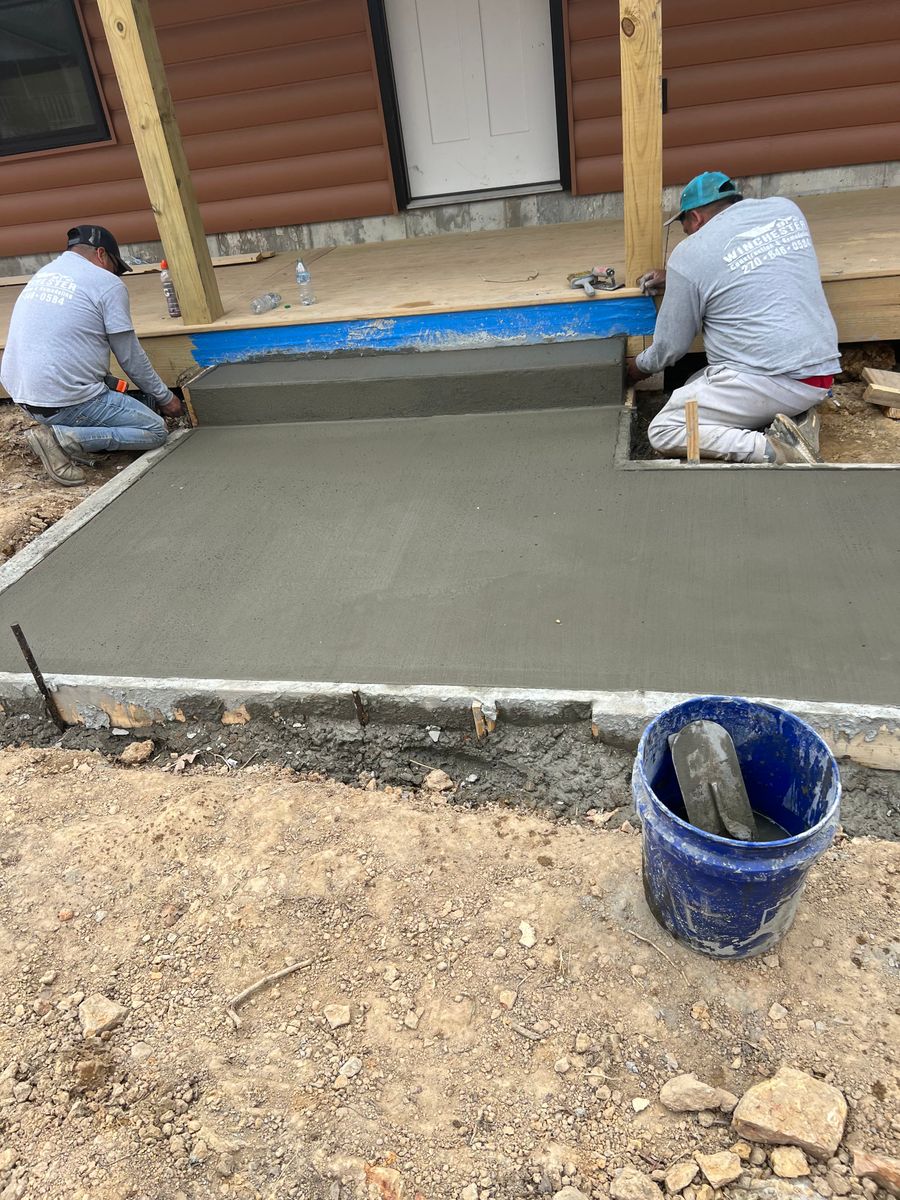 Custom Home Construction for Winchester Construction & Remodeling in Cave City, KY