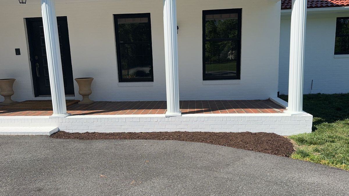 Fertilization and Weed Control for Solid Ground Outdoor Living Solutions in Seaford, DE