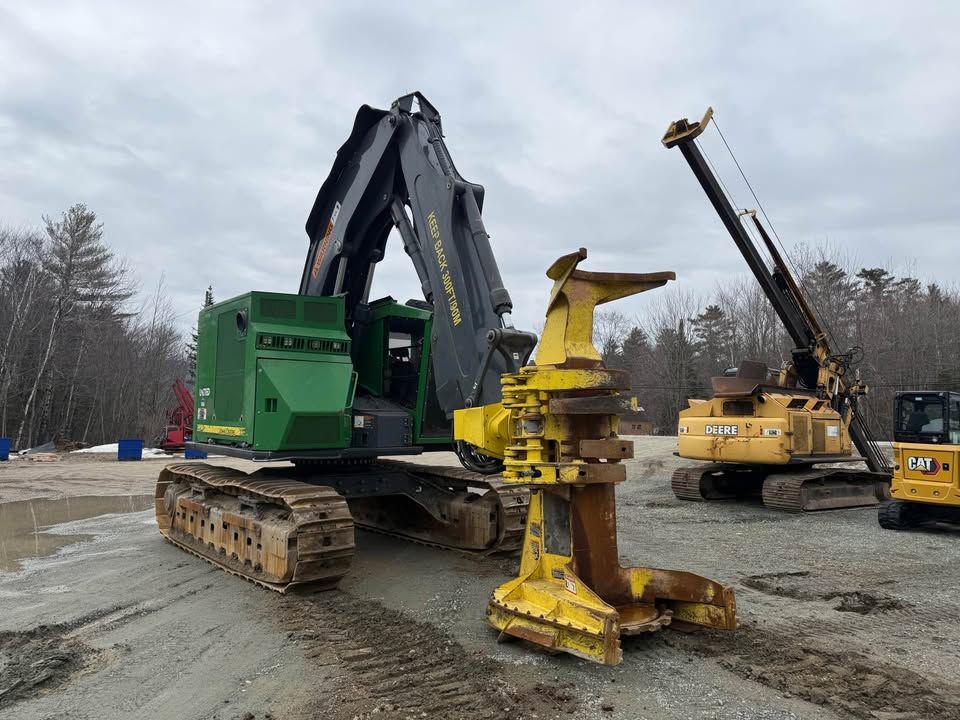 2023 Deere 853M Feller Buncher for  in Northumberland, NH
