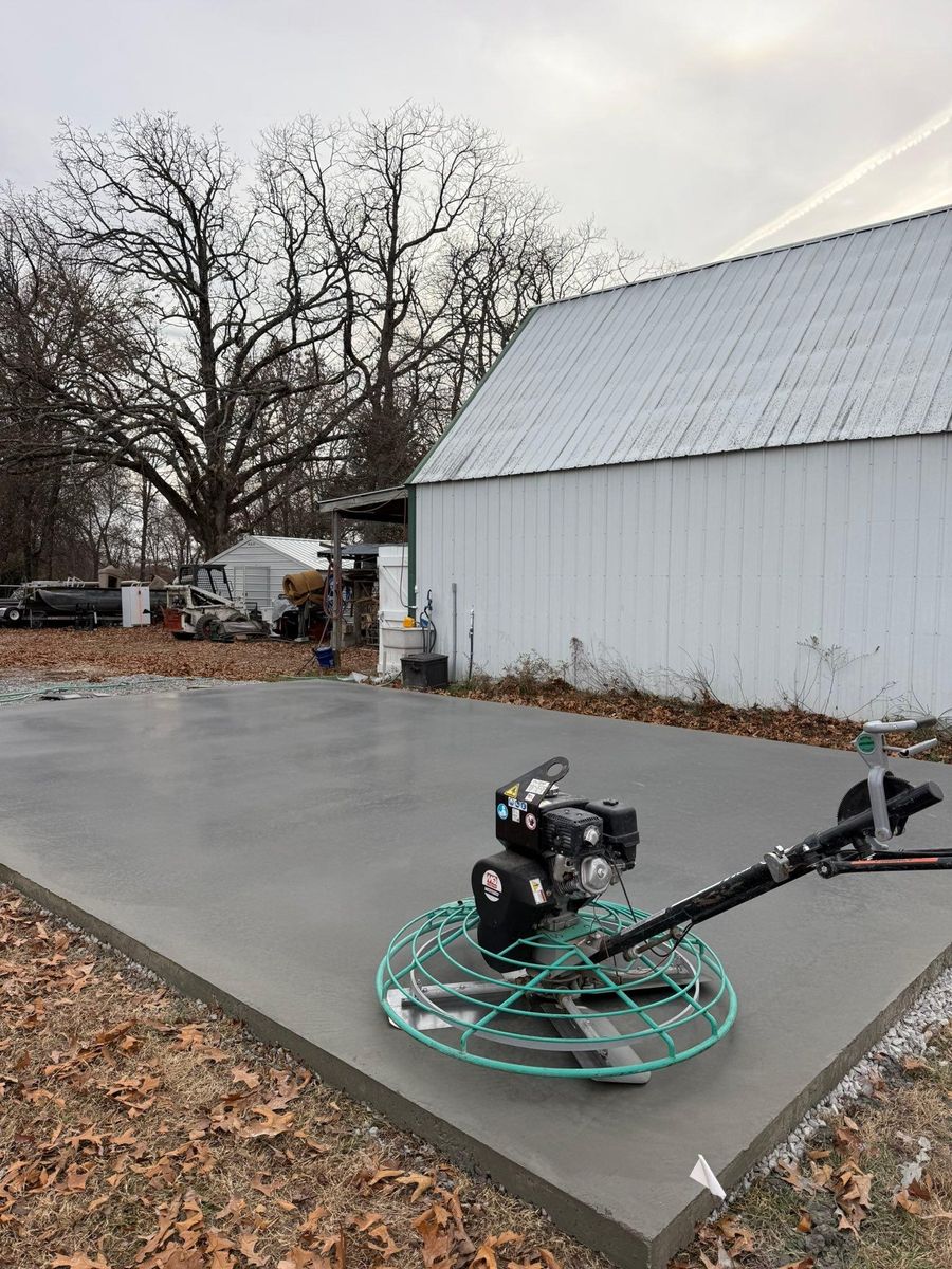 Flatwork for Modern Concrete LLC in Lowell, AR