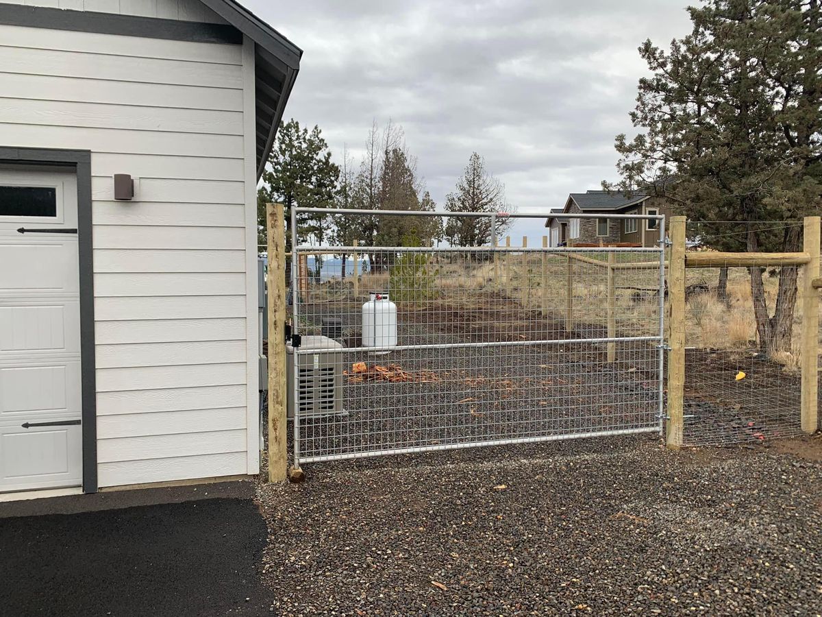 Farm and Ranch Fencing for All ‘Round Boys in Prineville, OR