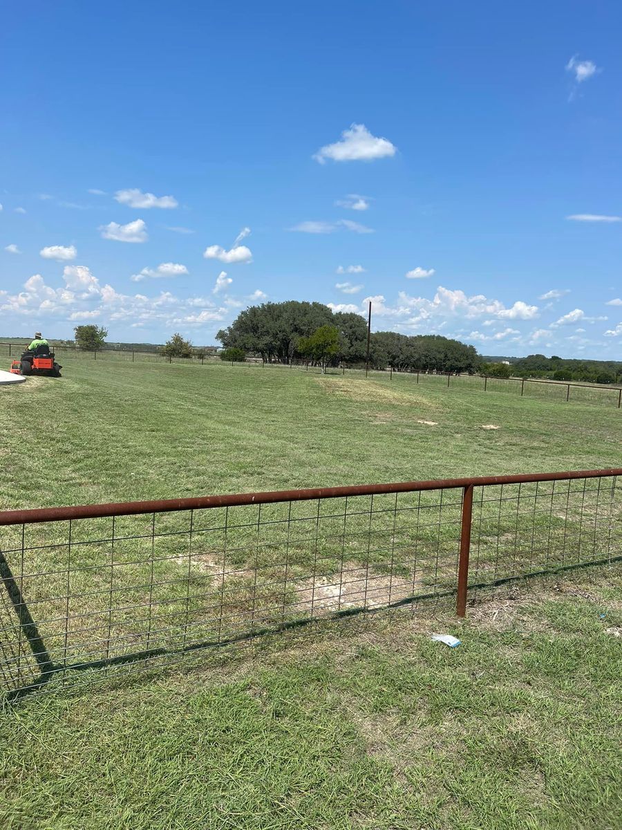 Lawn maintenance for CrossCut in Kempner, TX