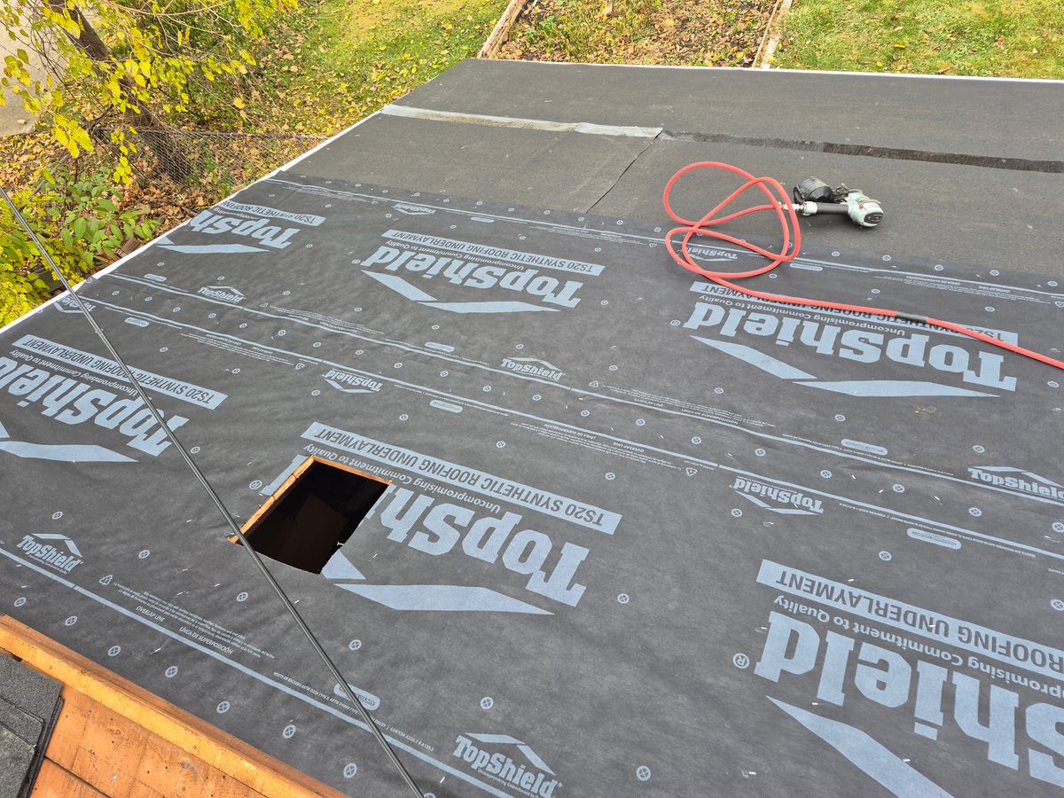 Roofing Repairs for Contractors Roofing in Dearborn, MI