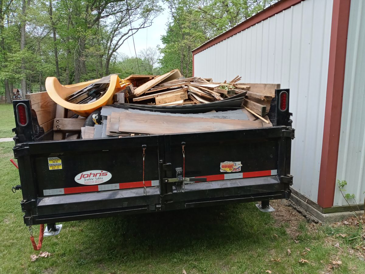 Post Construction Cleaning for Blue Eagle Junk Removal in Oakland County, MI