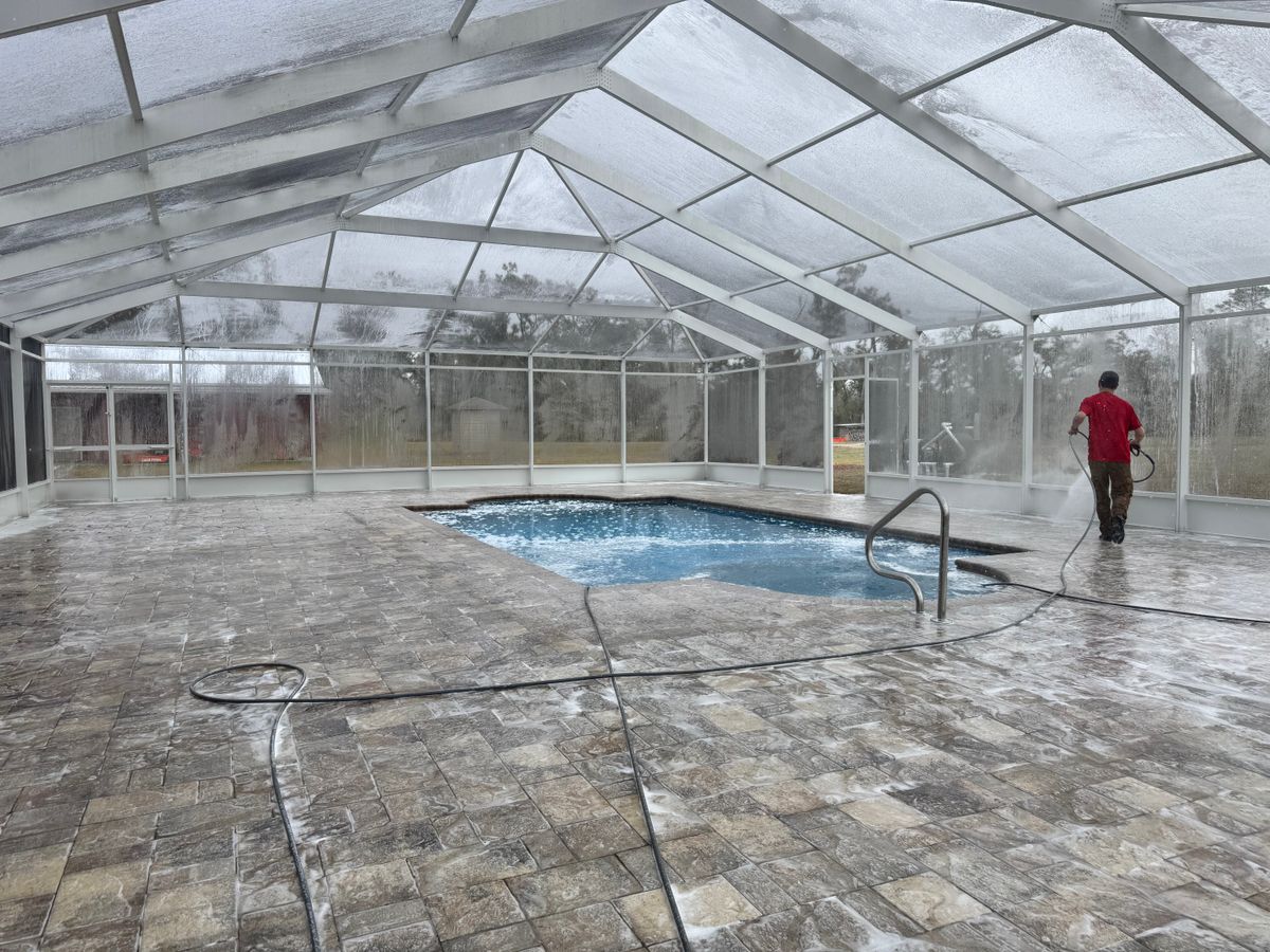 Concrete Cleaning for Carter & Son's Pressure Washing in Thomasville, GA