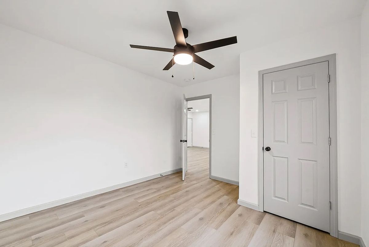 Flooring for Integrity Builders in Cadiz, KY