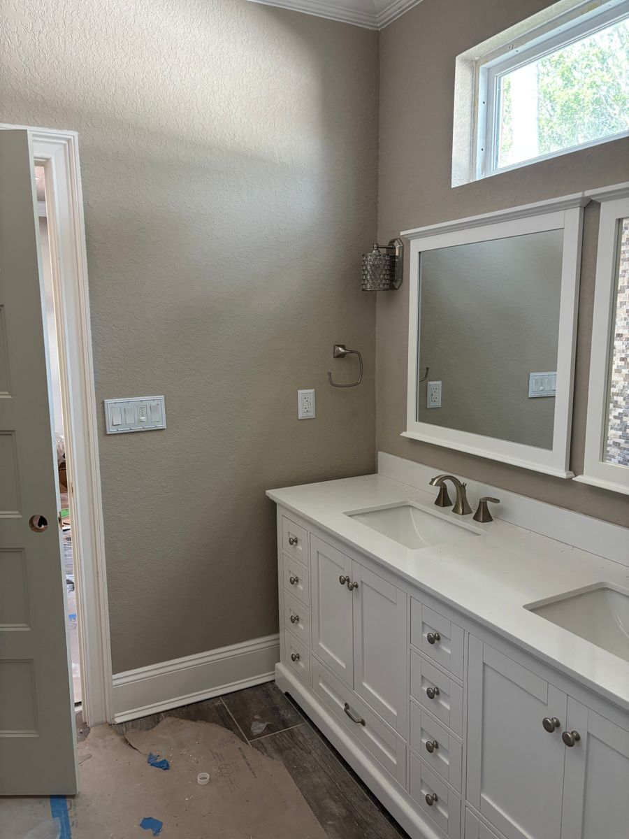 Custom Home Design for Davida Homes LLC in Wesley Chapel, FL