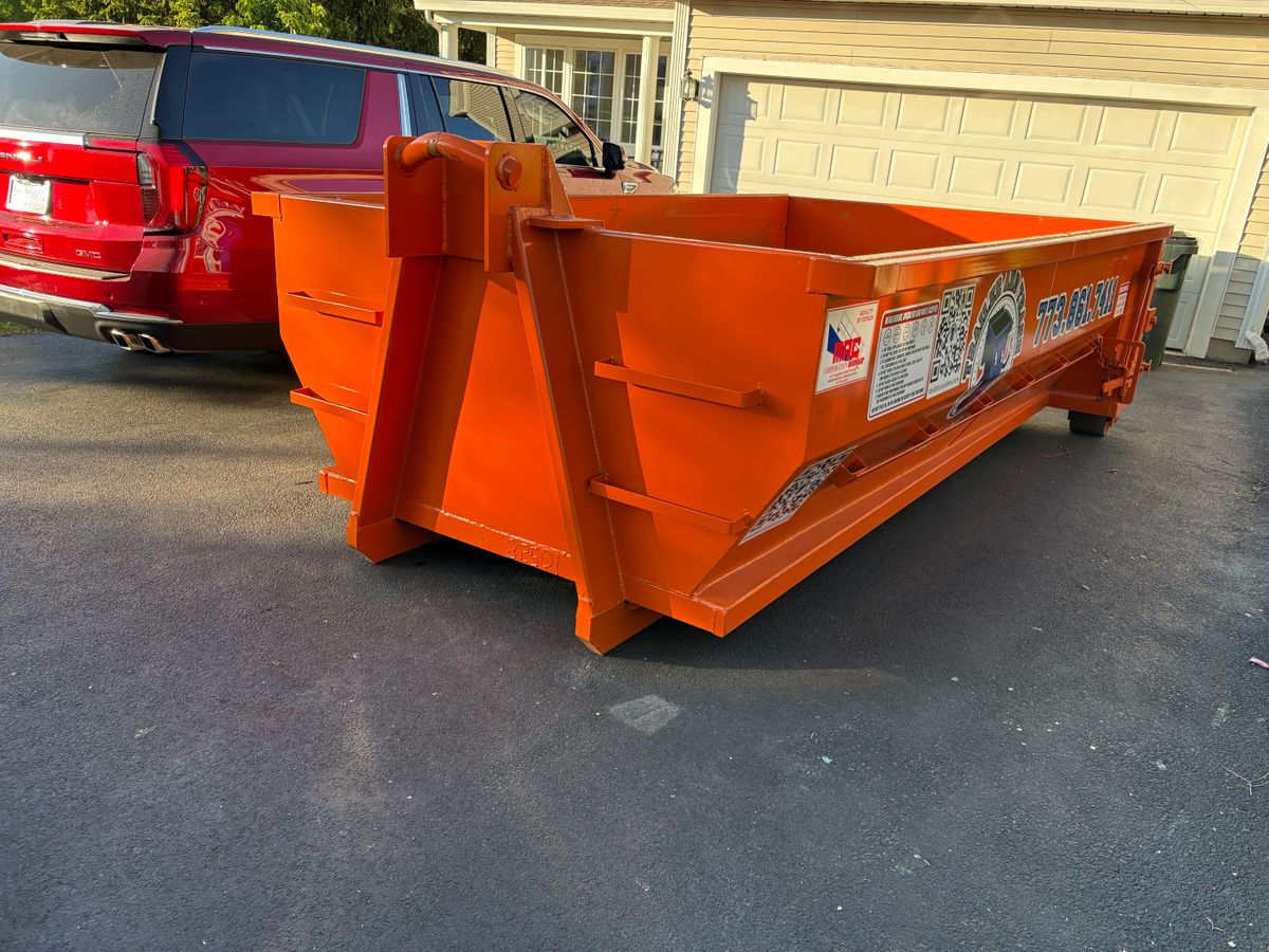 Dumpster Rentals for Trailer and Trash Dumpsters LLC in Arlington Heights, IL