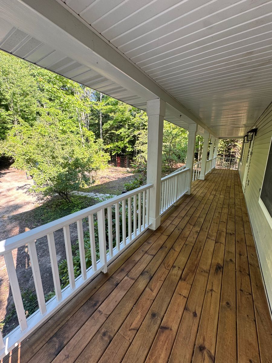 Staining for Fresh Water Pressure Washing & Services LLC in Traverse City, MI