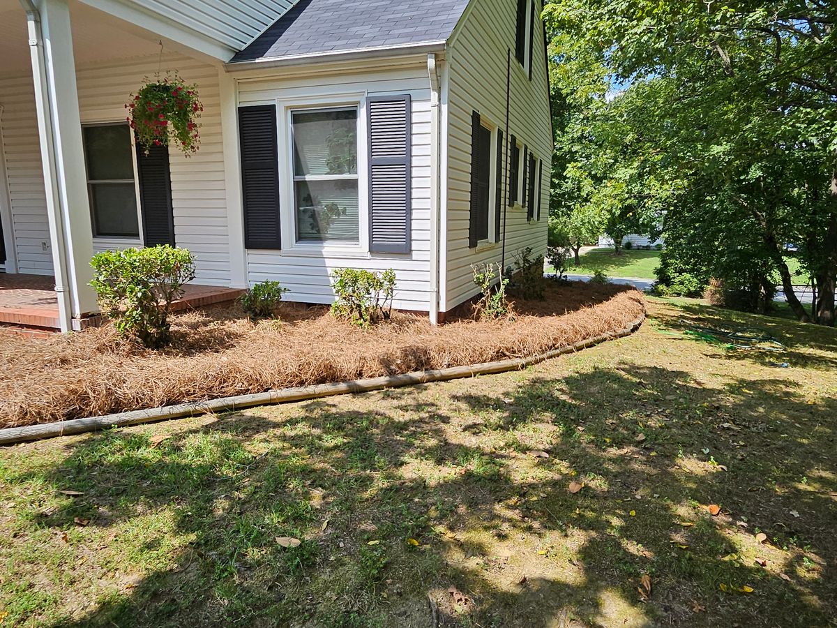 Pine Needles, Mulch & Dirt/Top Soil Delivery and Installation for Gallimore’s Lawn Care in Thomasville, NC