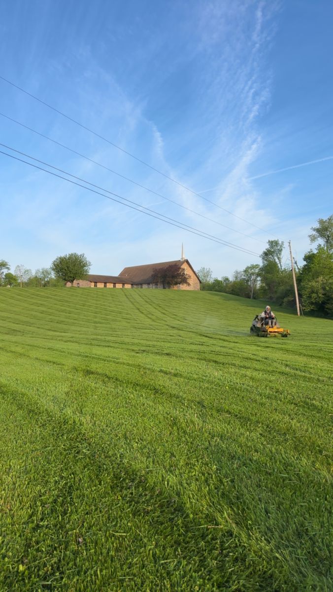 Mowing for Buckeye Lawns & Landscaping LLC in Millersburg, OH