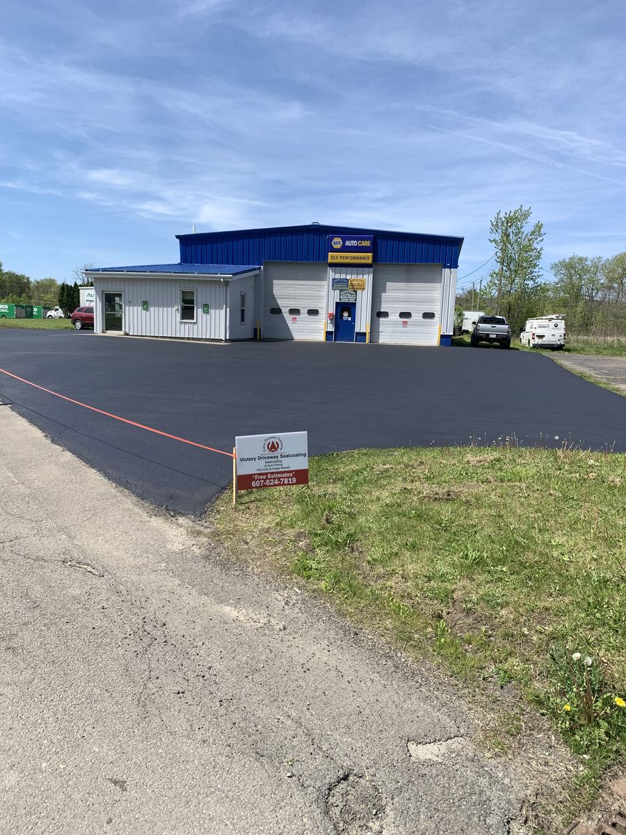 Sealcoating for Victory Driveway Sealcoating in Corning, NY