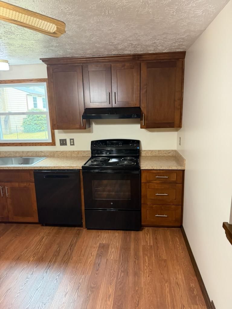 Cabinet Refacing for GC Laminate Solutions in Lordstown, OH