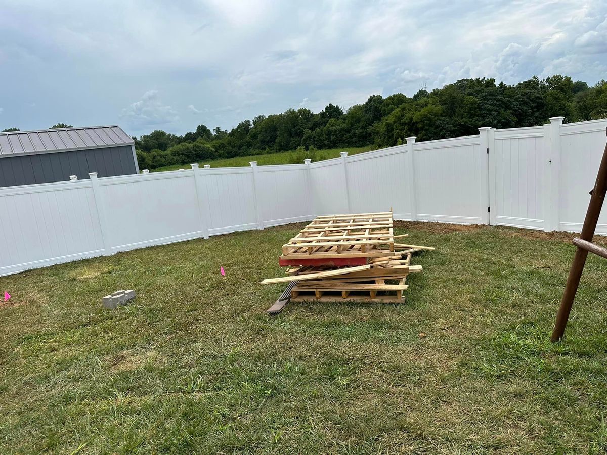 Tree Removal for Alexander Fencing And Tree Service  in Louisville, Kentucky