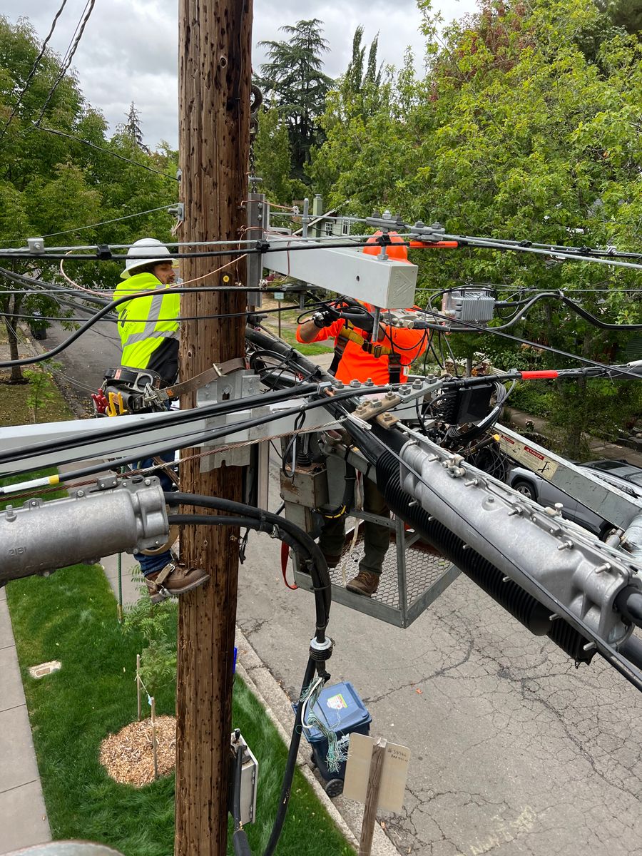 Communication Line Repairs for Hammons Construction LLC in Eugene, OR