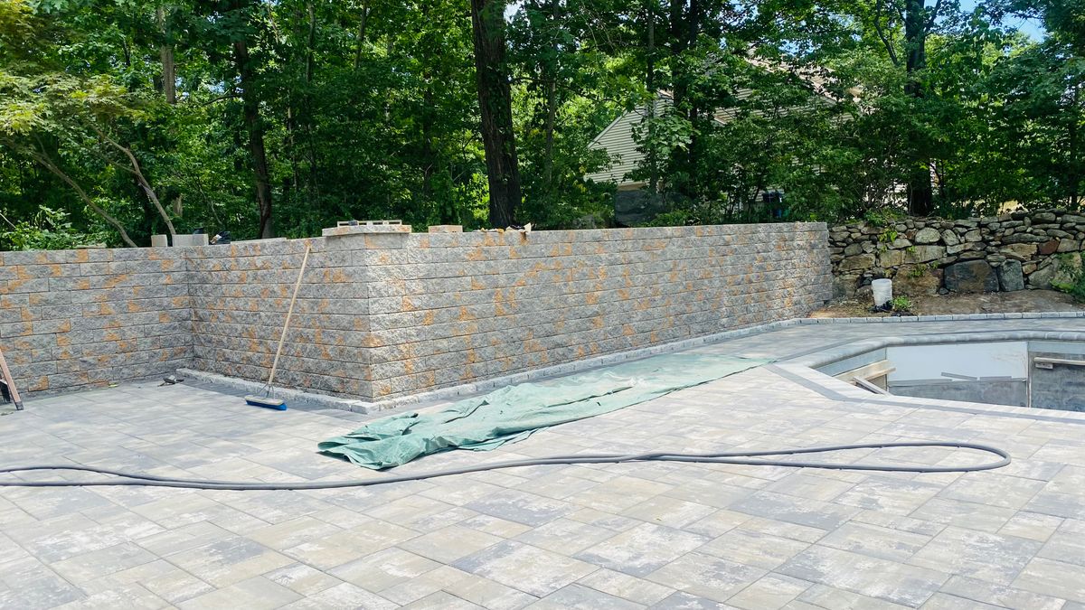 Retaining Walls for Greenscaping & Masonry LLC in Bethel, CT