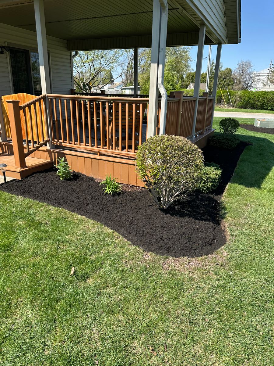 Mulch Installation for OT Lawn and Landscaping LLC in Carey, OH
