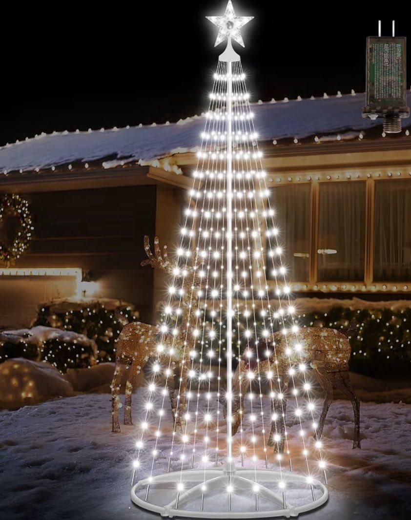 Holiday Lighting for Browne’s Yard Creations in Fruitland Park, FL