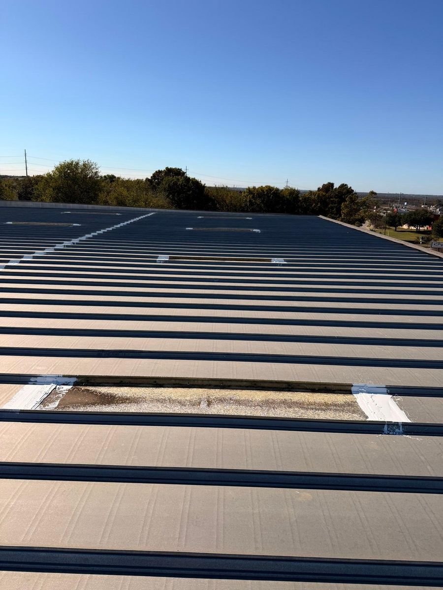 Gutter Maintenance for R E Tanner Home Improvement in Buckholts, TX