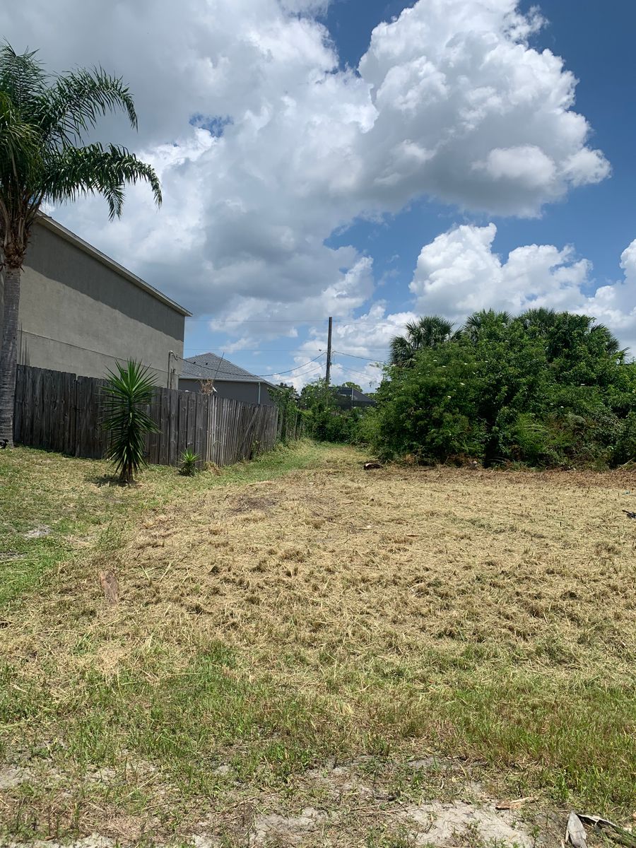 Lawn Maintenance for Space Coast Property Maintenance and Management LLC in Melbourne, FL