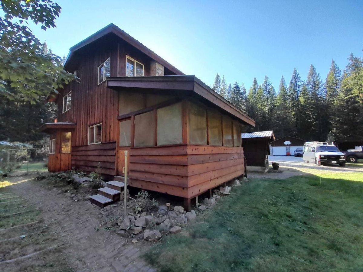 Log Home Refinishing for Chewelah Painting in Spokane, WA