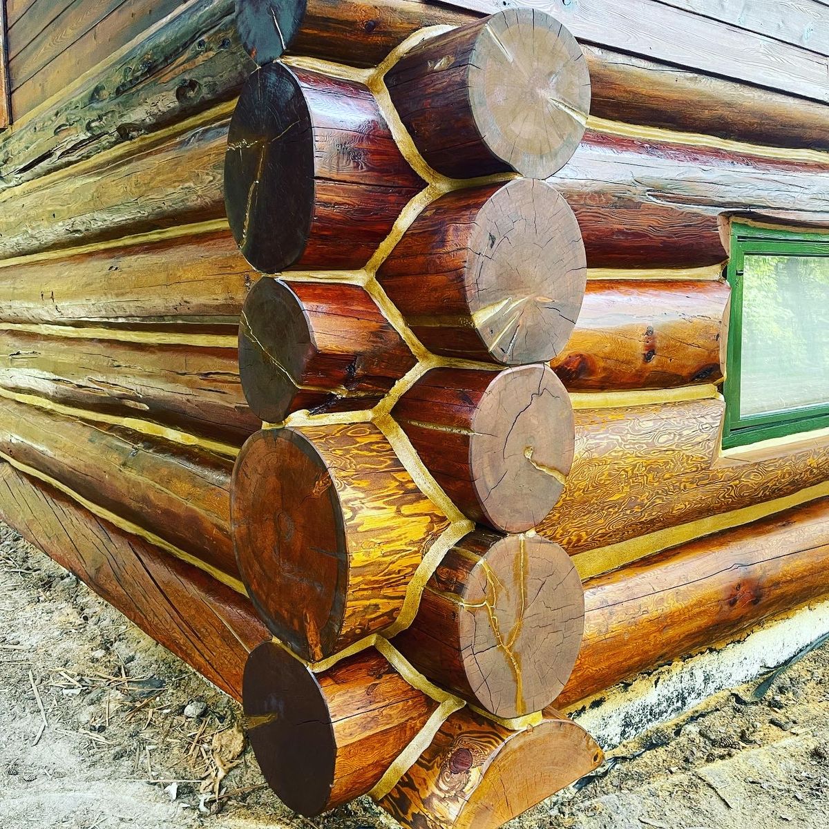 Log Home Chinking for True Blue Logworks LLC in Corvallis, MT