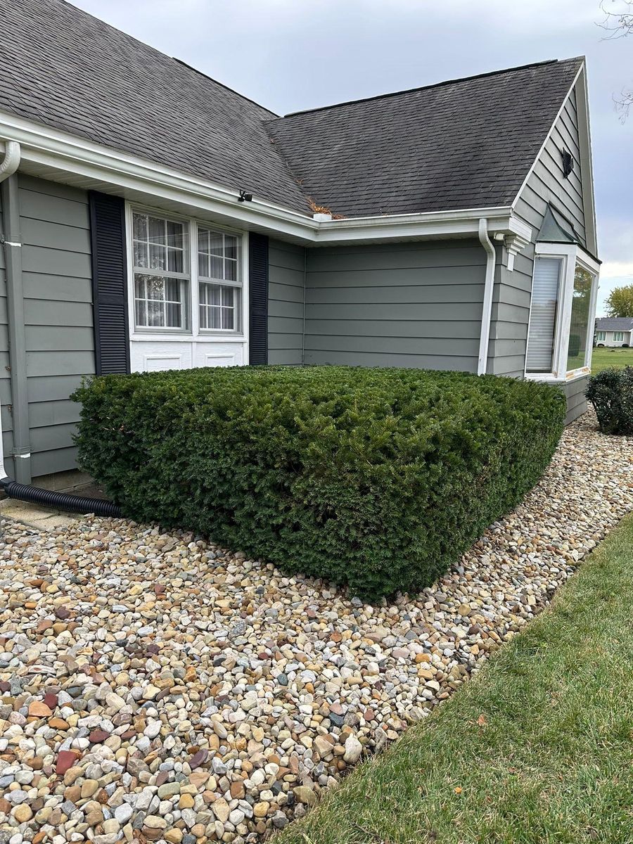 Shrub Trimming for OT Lawn and Landscaping LLC in Carey, OH