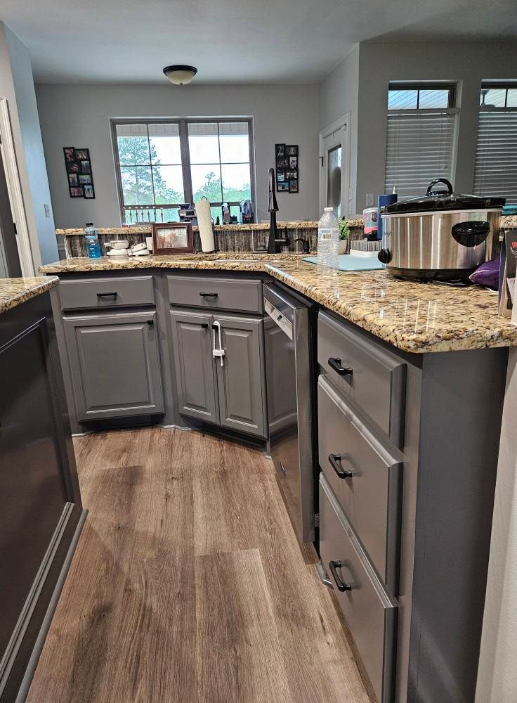 Kitchen and Cabinet Refinishing for Kool Painting in Tyler, TX