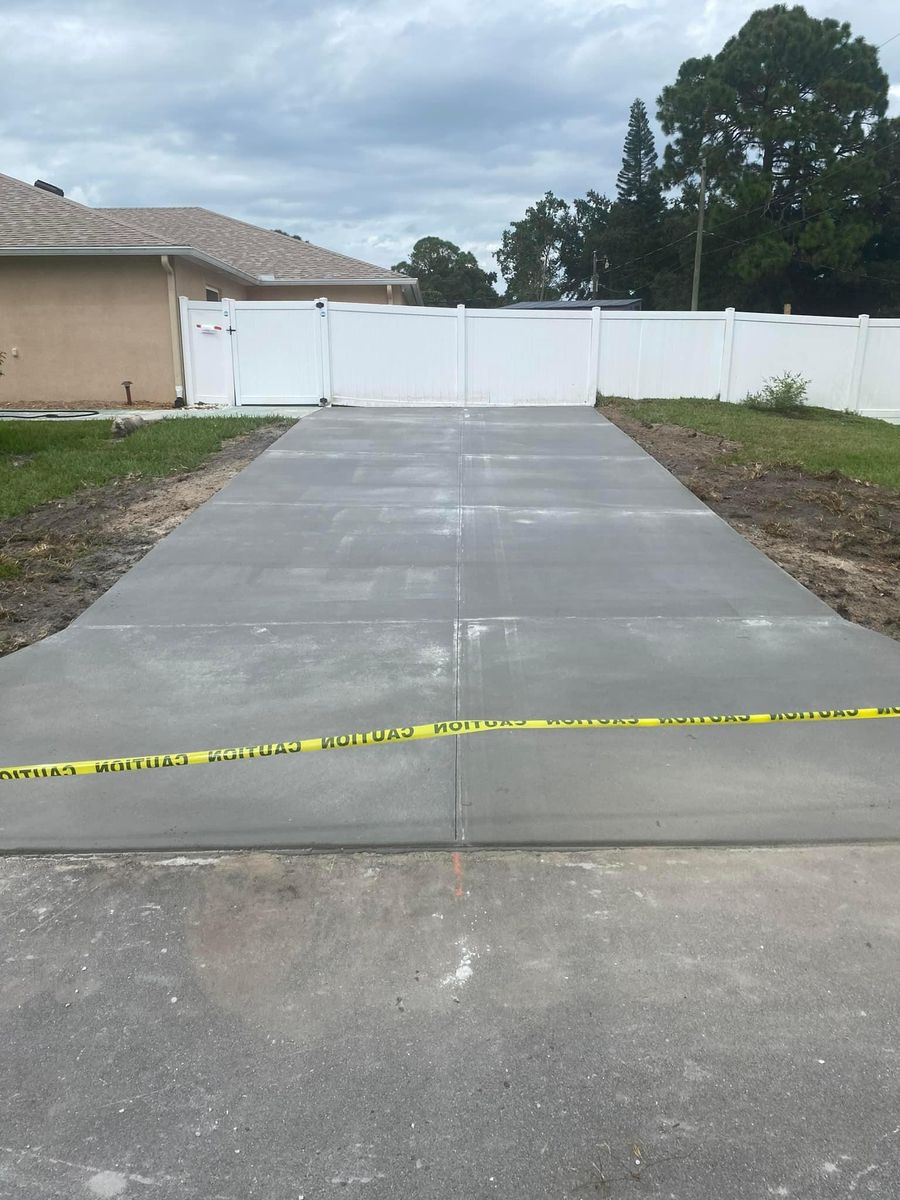 Driveway Repair & Replacements for Green Hammer Concrete in Palm Bay, Florida