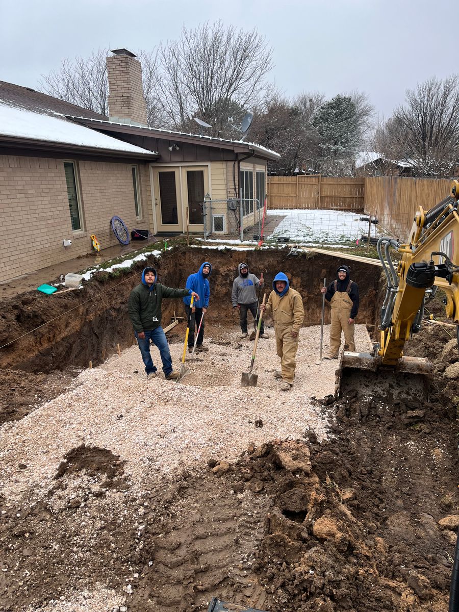 Custom Pool Construction for Cole Landscaping & Pools, LLC in Amarillo, TX