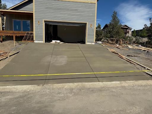 Concrete Slab Construction for Elite Concrete & Coatings in Sunriver, OR