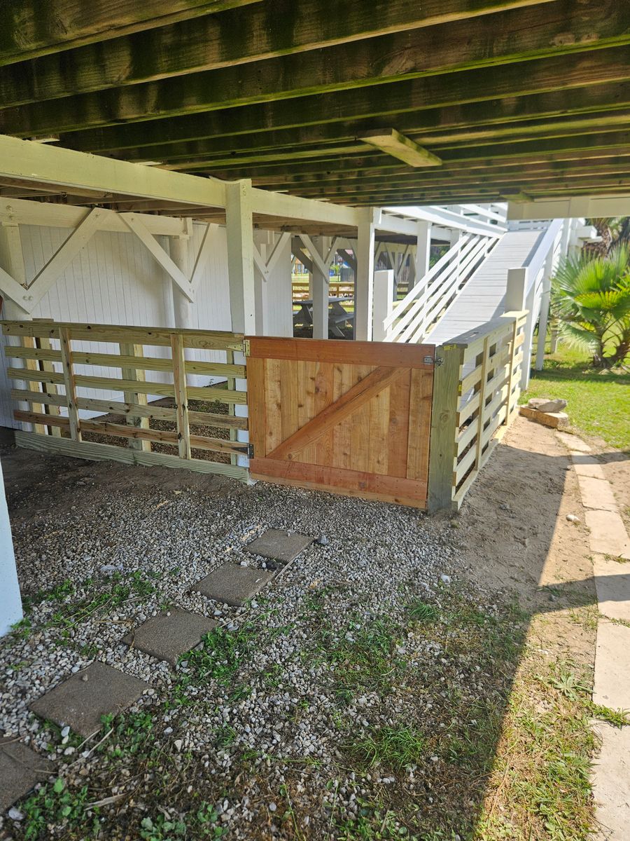 Deck and Patio Construction for Summers Construction in 77541, TX