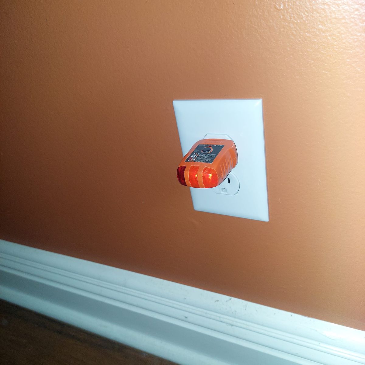 Outlet and Switch Installation for Flash Gordon Electric LLC in Hope Mills, NC