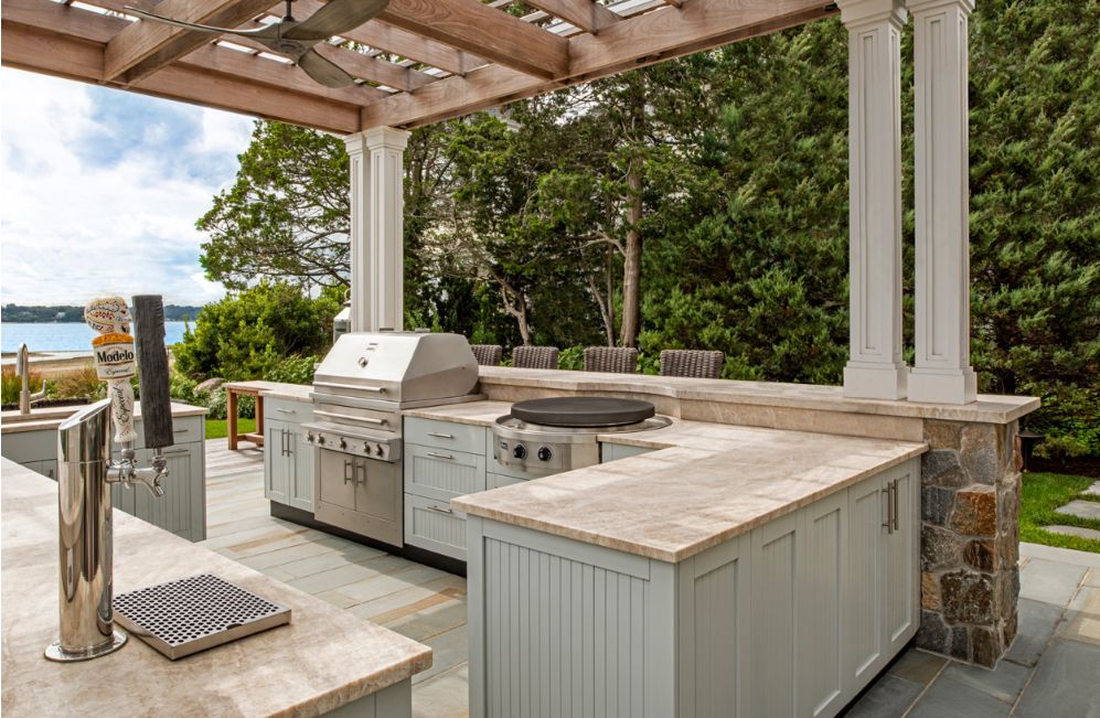 Custom Outdoor Kitchen for Oasis Landscaping LLC  in El Paso, TX