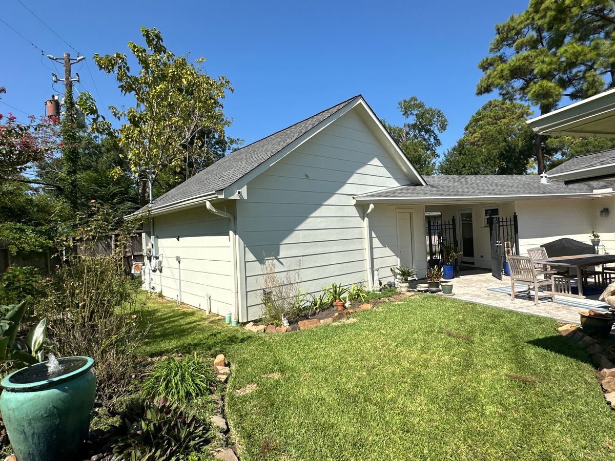 Residential Roof Cleaning for Power Pressure Wash in Houston, TX