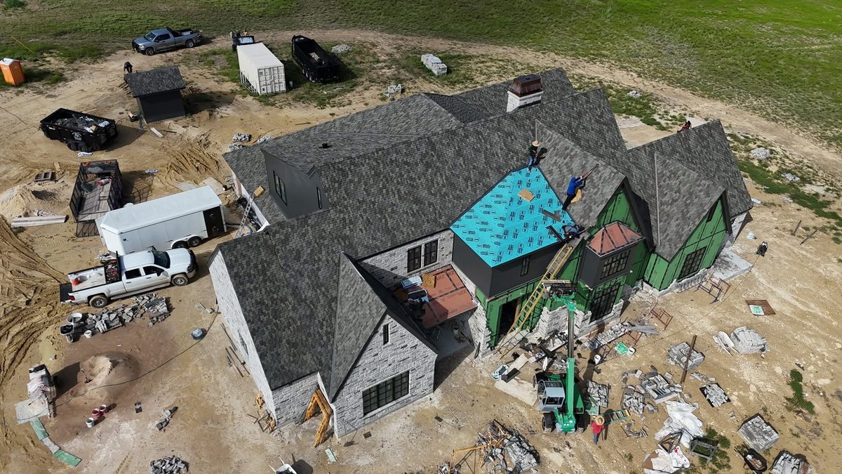 Roof repairs for Barcenas Roofing & Remodeling in San Saba, TX