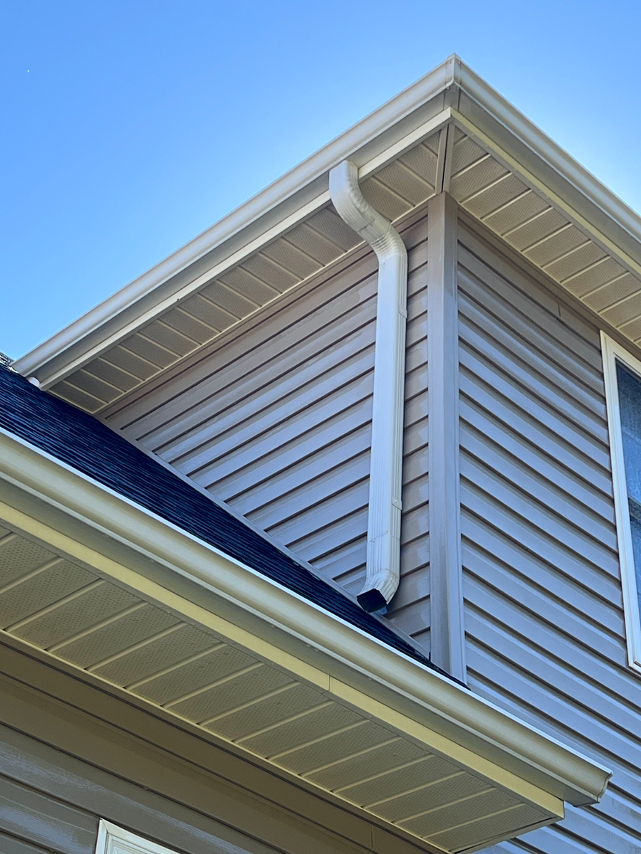 Roof Cleaning for JB Applewhite's Pressure Washing in Anderson, SC