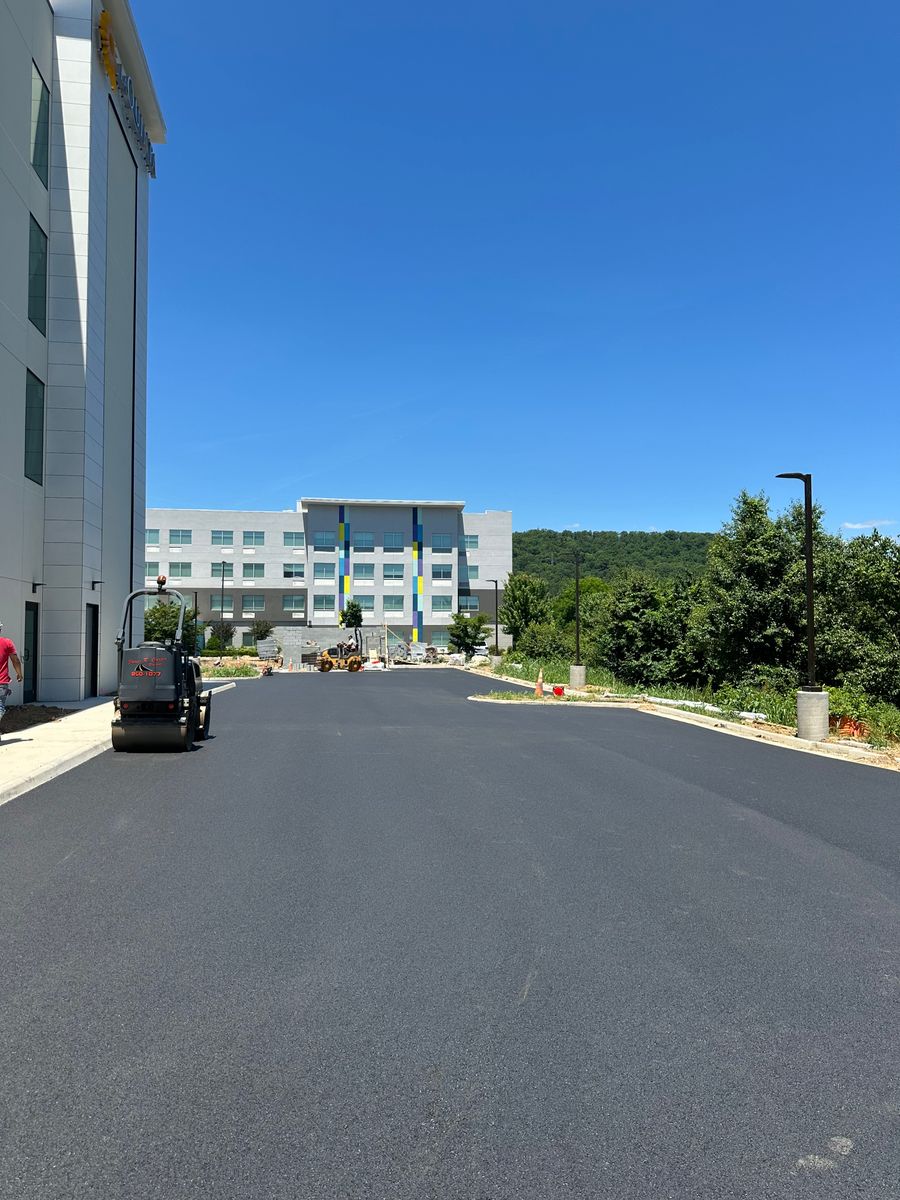 Asphalt Driveways for James R Carter Paving in Roanoke, VA