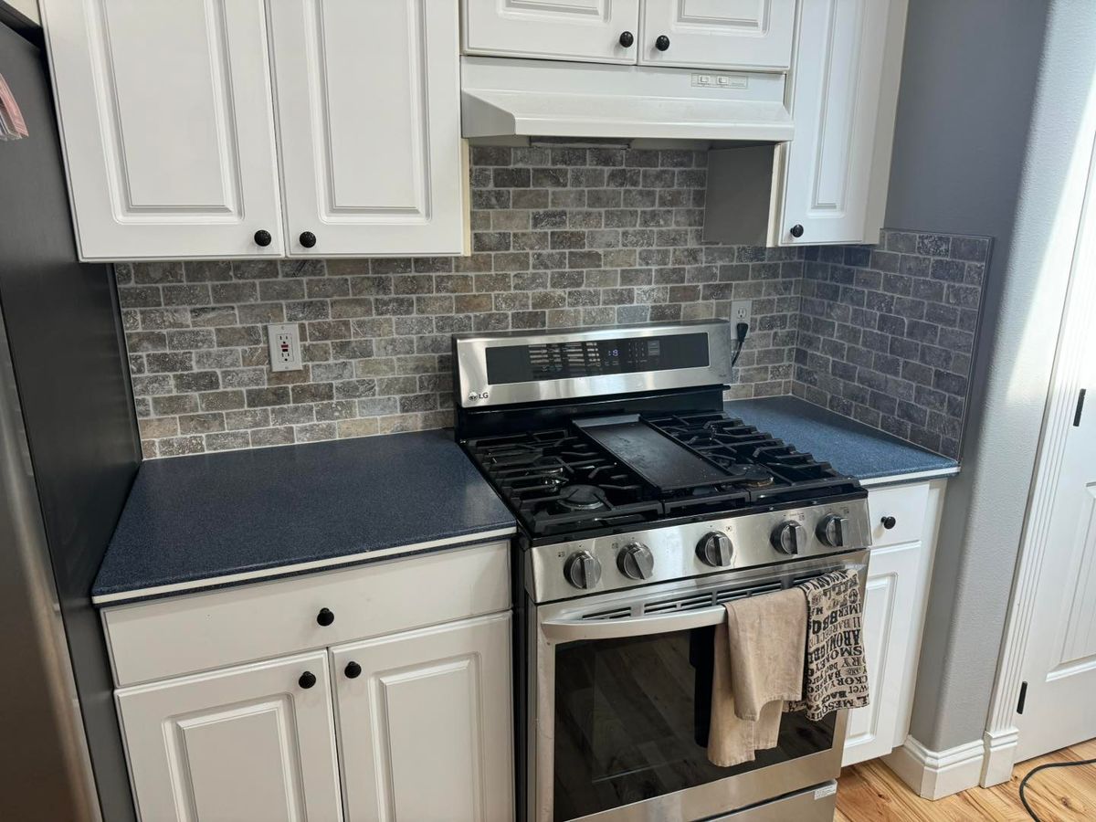 Kitchen Backsplash Tiling for Knock & Son Tile in Nampa, ID