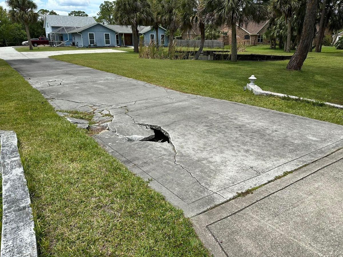 Concrete Repairs for Green Hammer Concrete in Palm Bay, Florida