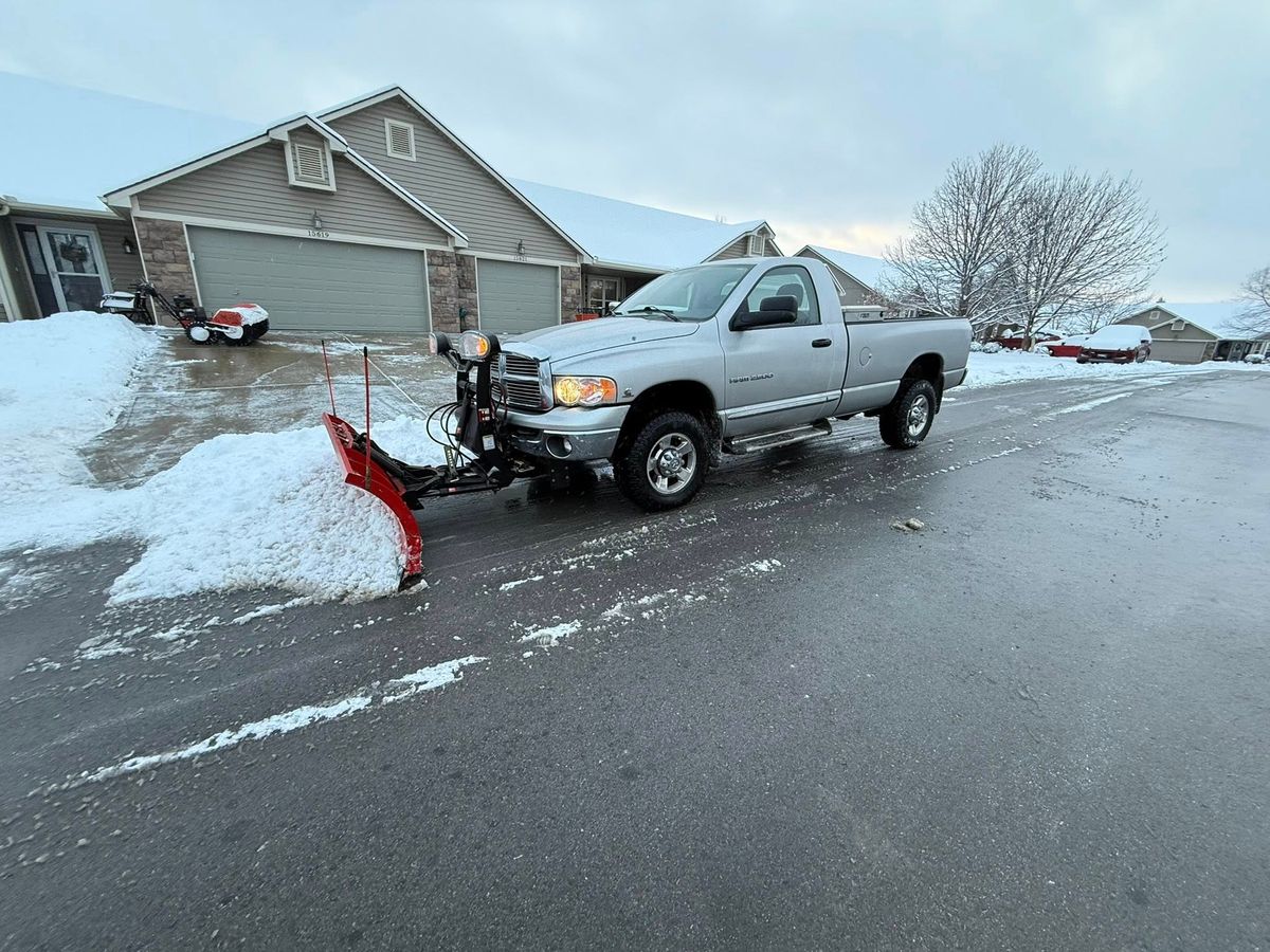 Snow Removal for Elite Lawn Care Solutions in Basehor, KS