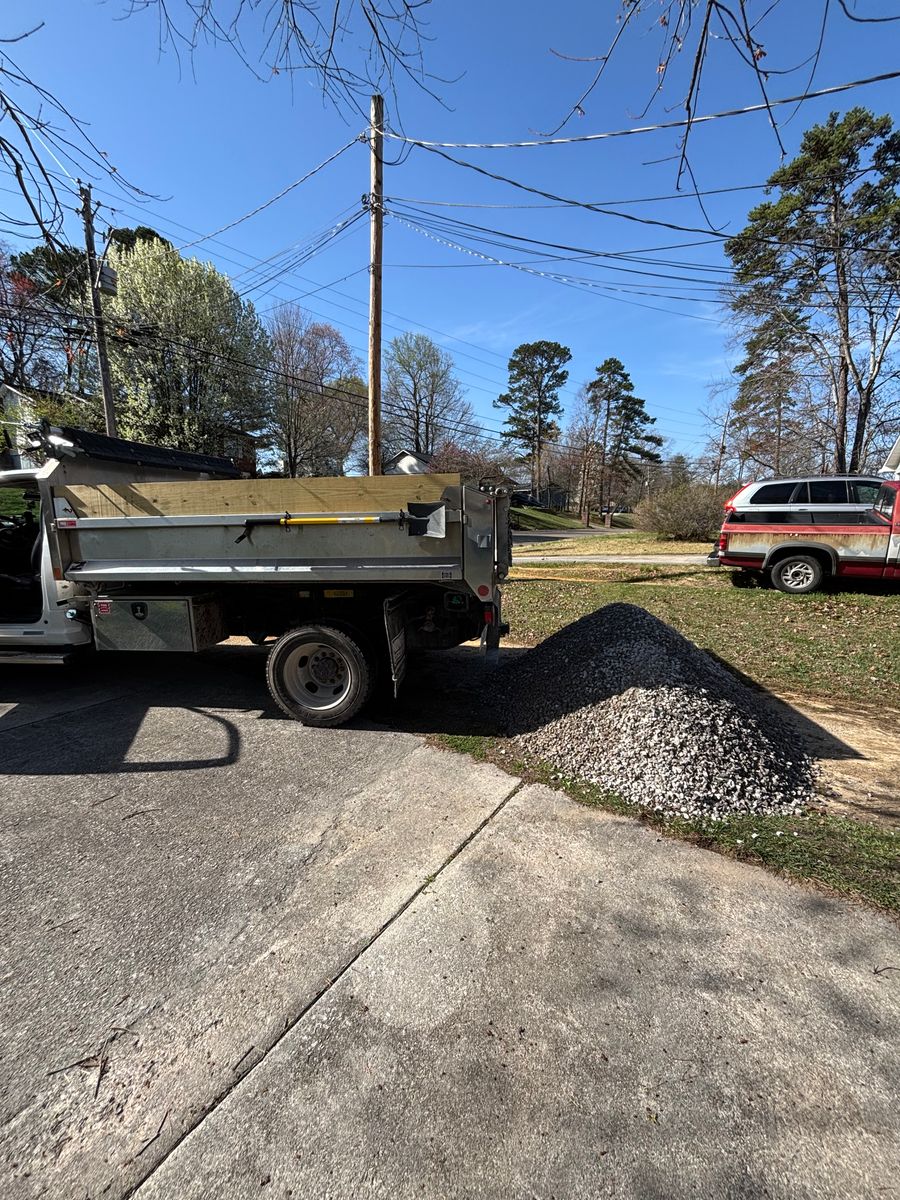 Gravel Driveways for Three Rivers Dirt Works LLC in Knoxville, TN